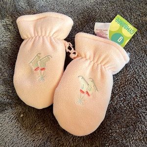 Toddler Pink Fleece Mittens With Embroidered Ice Skate
